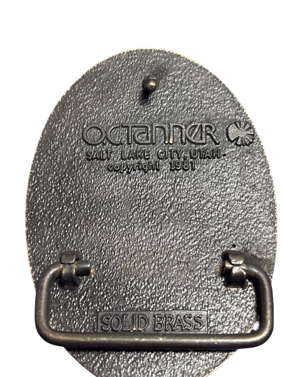 Vintage OC Tanner Company Logo 10k Gold Emblem Belt Buckle w  Vintage 1981 Sun Oil Company Solid Brass Belt Buckle O.C. Tanner 3.25\